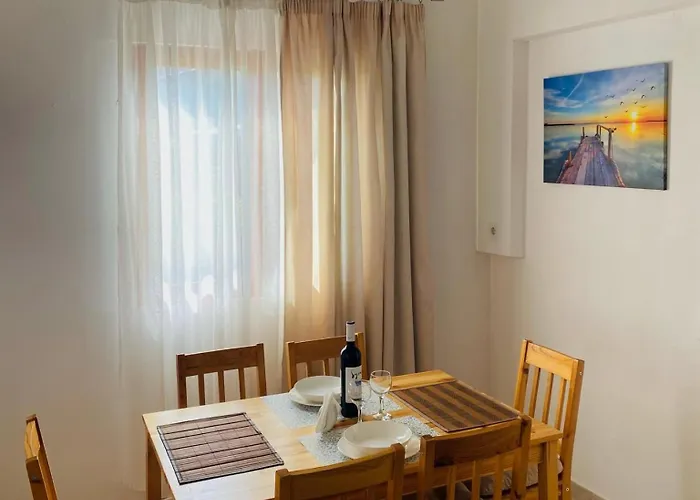 The Mansion Of Dionisos And Dimitras 2 *